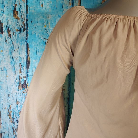 😘🌼Union of Angels off shoulder dress - Picture 12 of 16